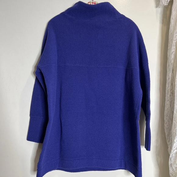Free People Ottoman Slouchy  Tunic Sweater in Spectrum  Blue sz XS NWT - Picture 6 of 7
